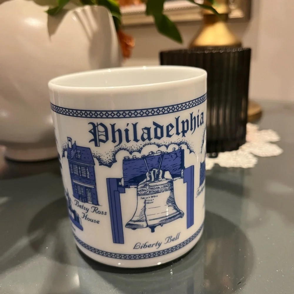 Philadelphia coffee mug NWOT - Picture 1 of 5